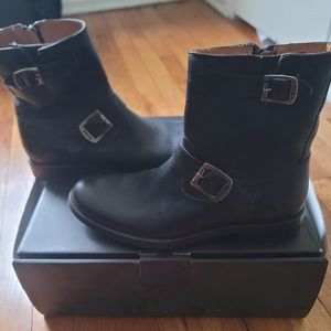 Mens classic Frye Dean Leather  Boots Size 9